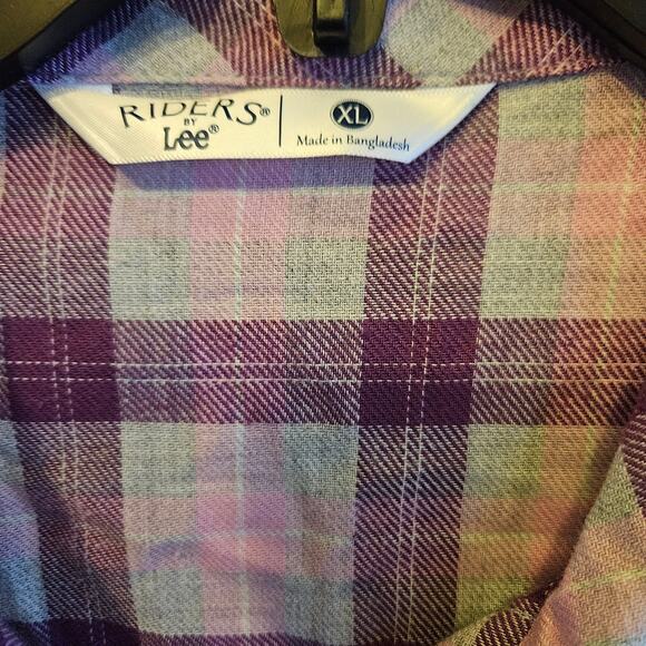 Riders by Lee ladies purple pink plaid flannel button down shirt - size XL - Picture 3 of 4